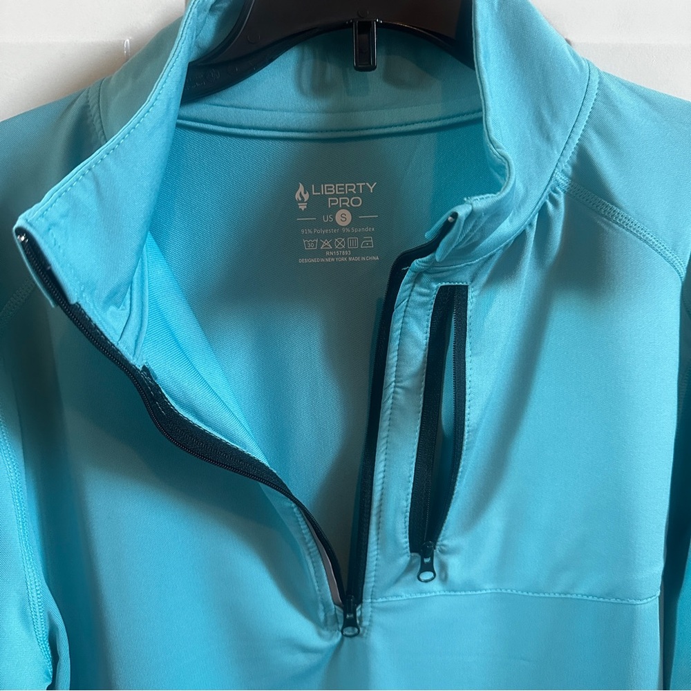 Light Blue Pullover - Picture 3 of 5